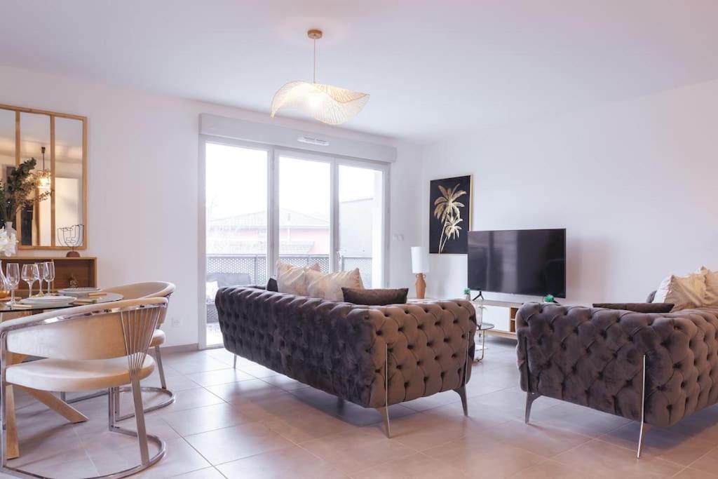Superbe 2 - Parking Gratuit * Bourg-en-Bresse